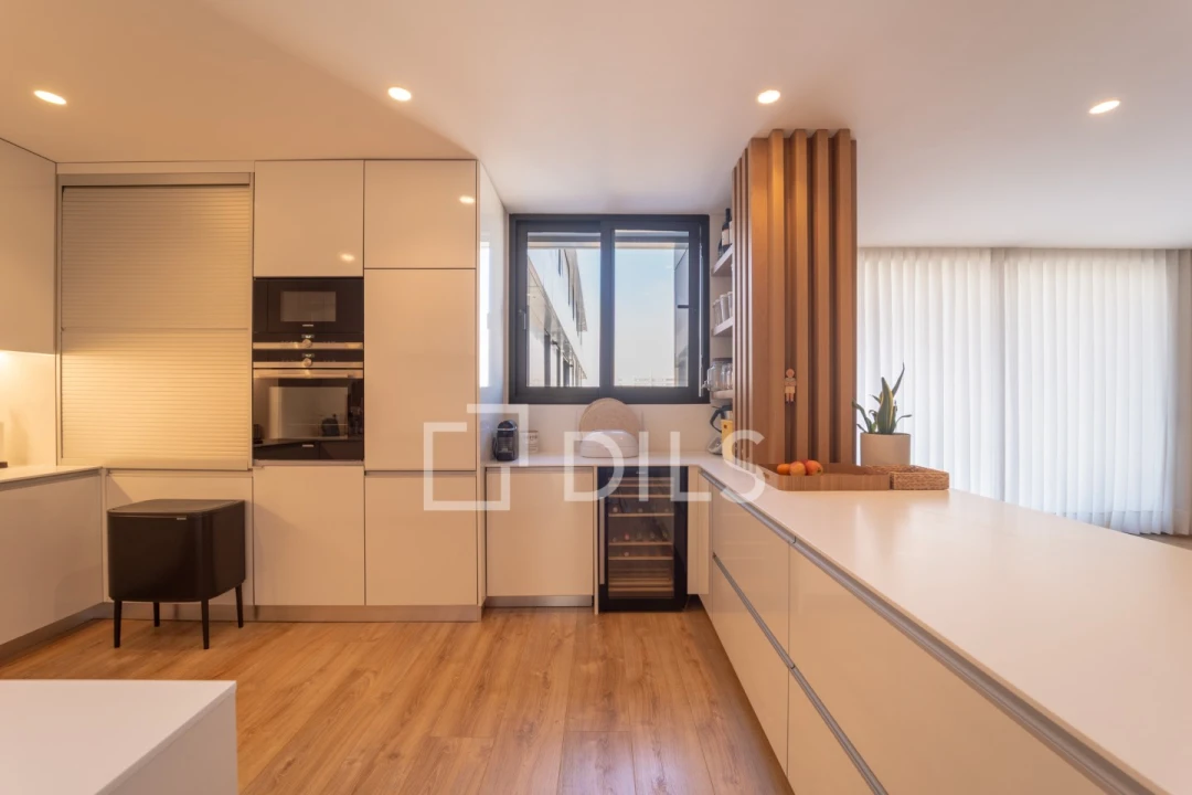 Apartamento T4 para Venda em Matosinhos e Leça da Palmeira Foto 9