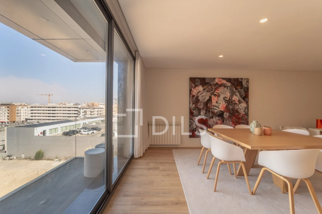Apartamento T4 para Venda em Matosinhos e Leça da Palmeira Foto 13
