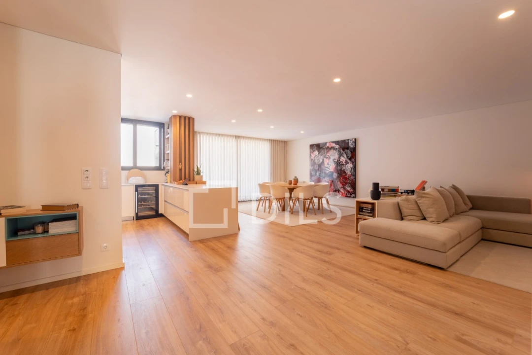 Apartamento T4 para Venda em Matosinhos e Leça da Palmeira Foto 14