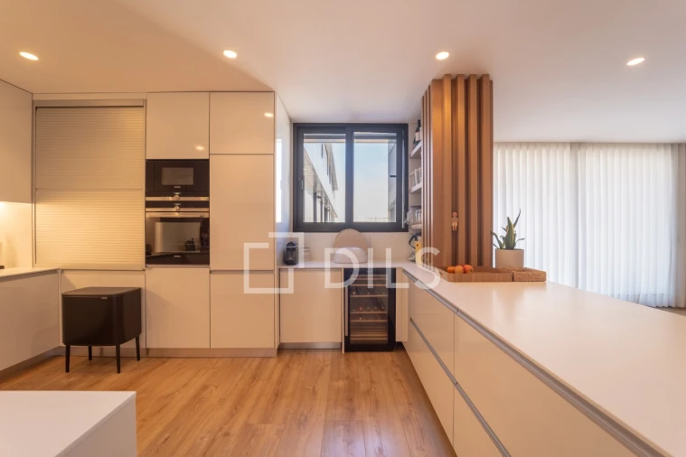 Apartamento T4 para Venda em Matosinhos e Leça da Palmeira Foto 9