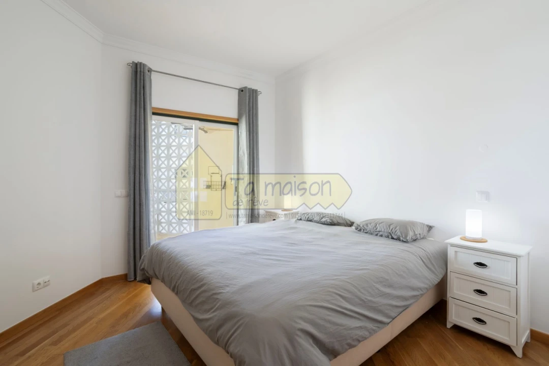 Apartamento T2 para Venda em Loule (São Sebastião) Foto 19