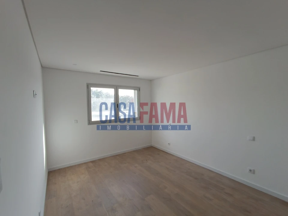 Apartamento T2 para Venda em São Vicente (Braga) Foto 9