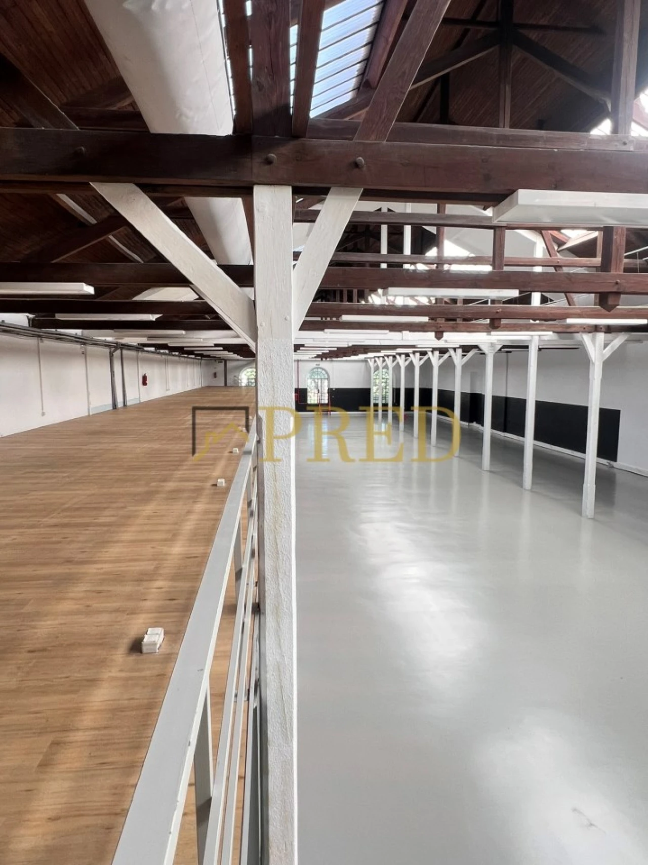 Escritório para Arrendamento em Paranhos Foto 4