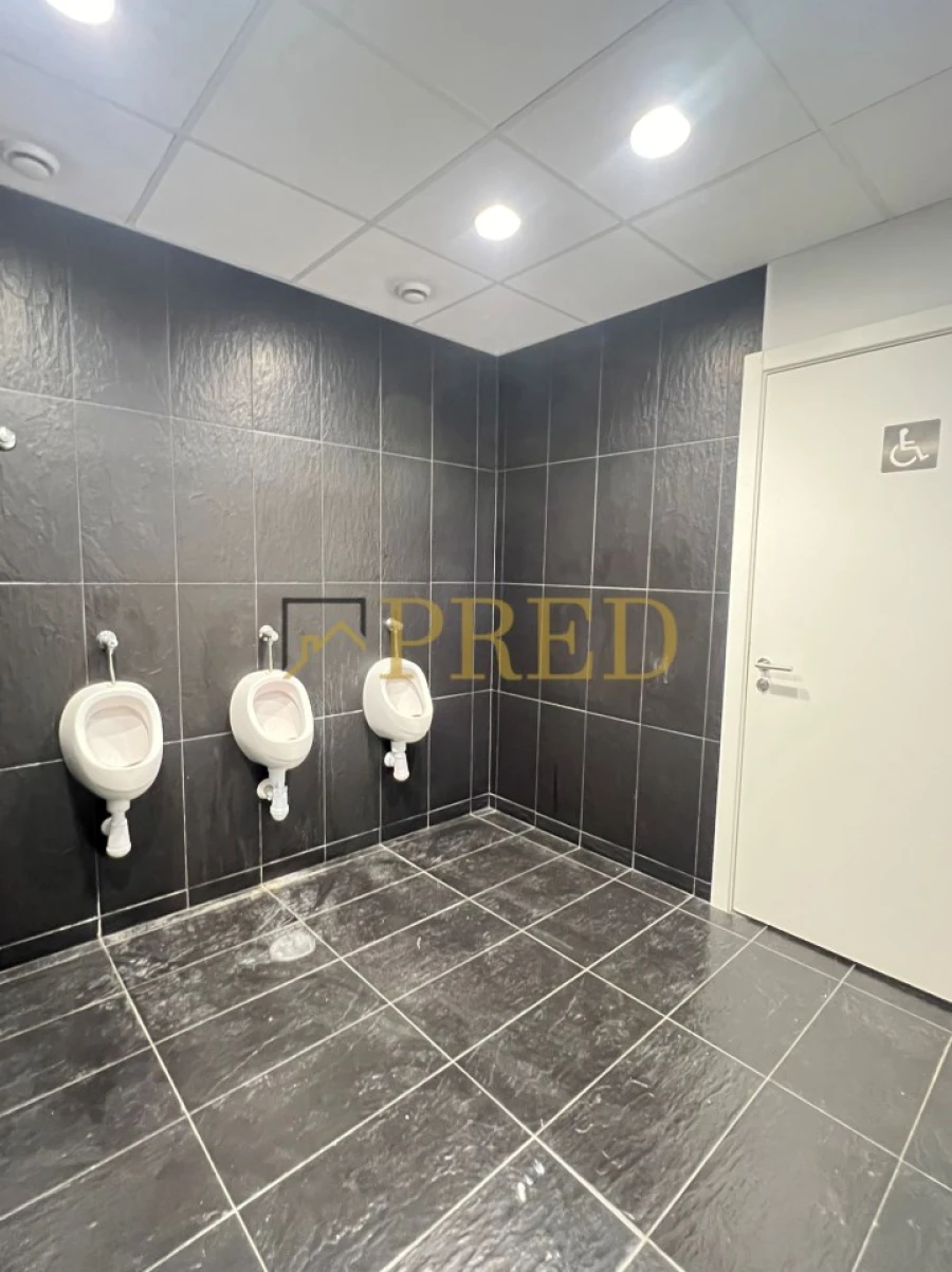 Escritório para Arrendamento em Paranhos Foto 7