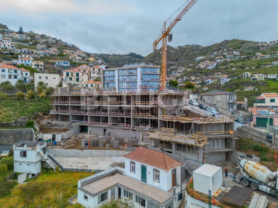 Apartamento T3 para Venda em Camara de Lobos Foto 27