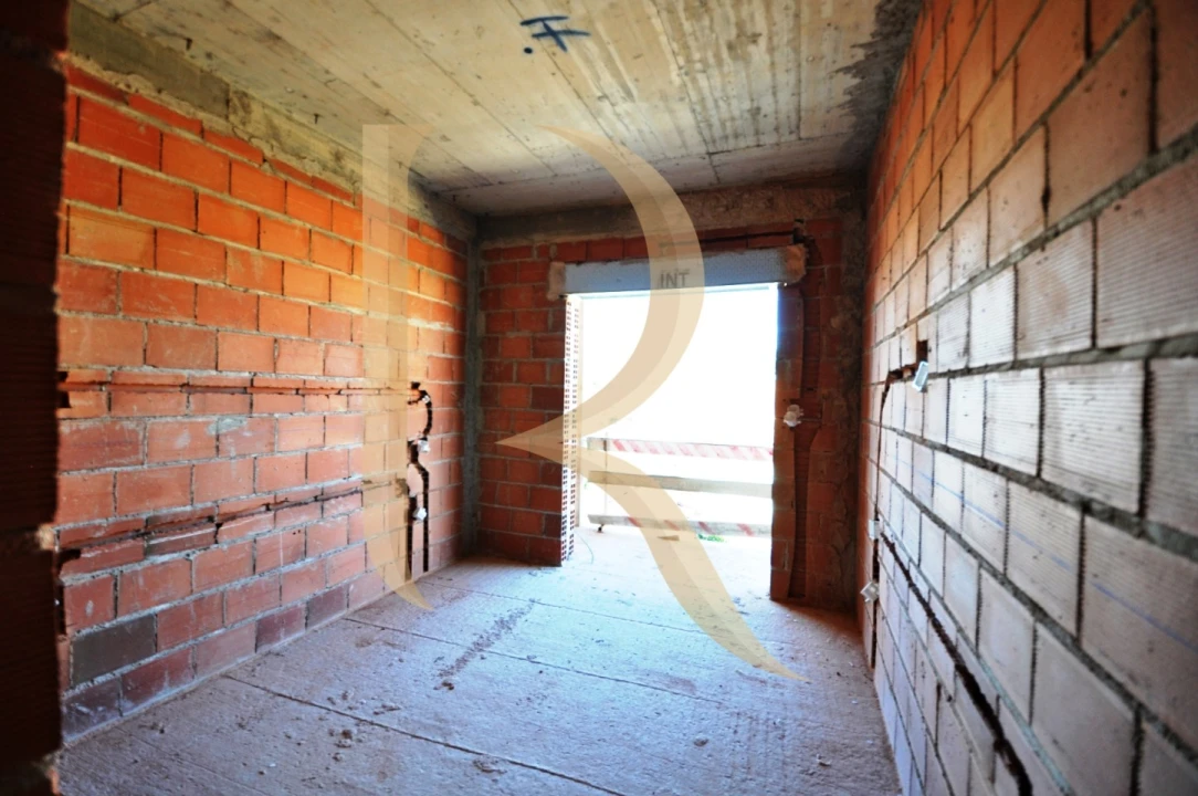 Apartamento T4 para Venda em Corroios Foto 10