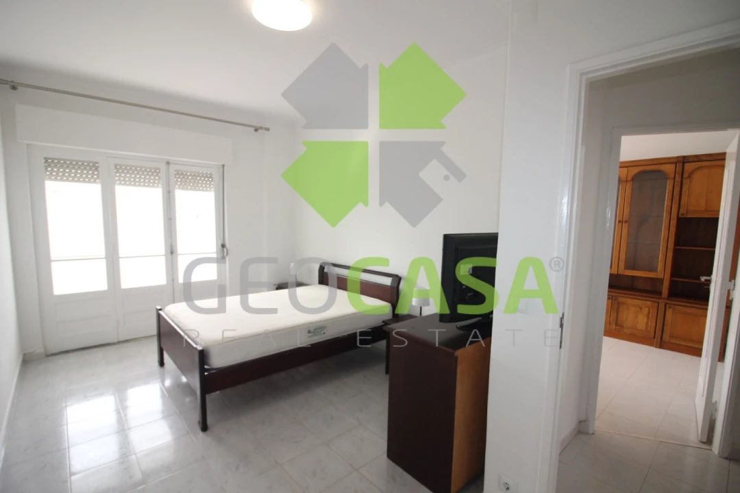 Apartamento T2 para Arrendamento em Oeiras e São Julião da Barra, Paço de Arcos e Caxias Foto 17