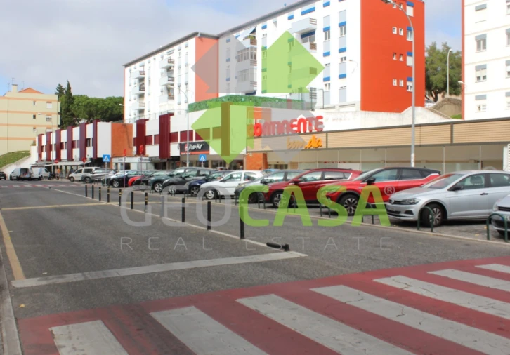 Apartamento T2 para Arrendamento em Oeiras e São Julião da Barra, Paço de Arcos e Caxias