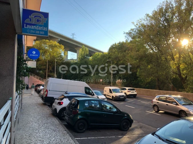 Loja para Arrendamento em Queluz e Belas Foto 9