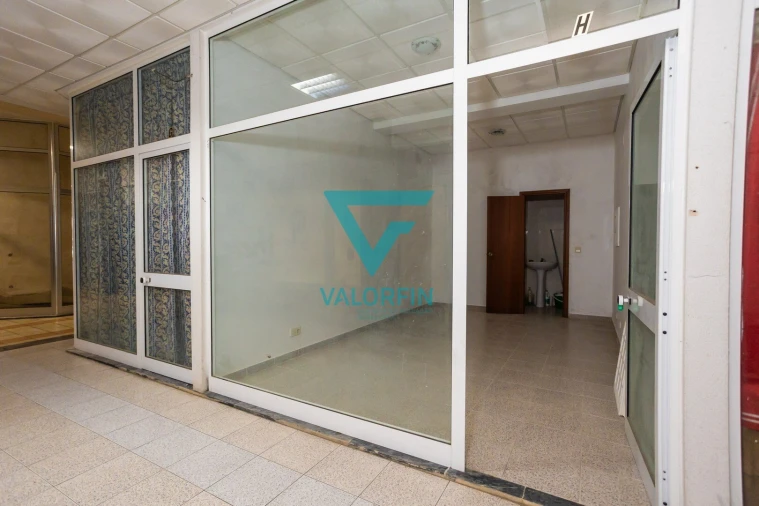 Loja para Arrendamento em Fatima Foto 2