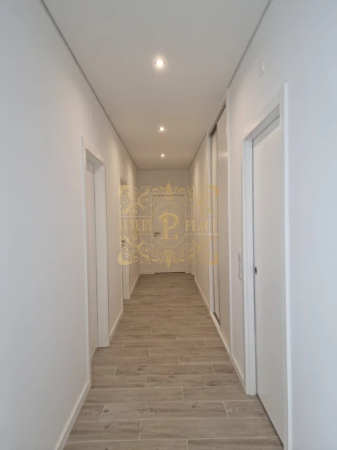 Moradia T3 para Venda em Sesimbra (Castelo)