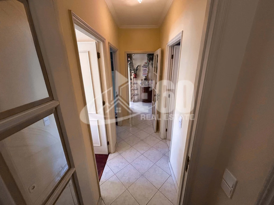 Apartamento T3 para Venda em Espinho Foto 9