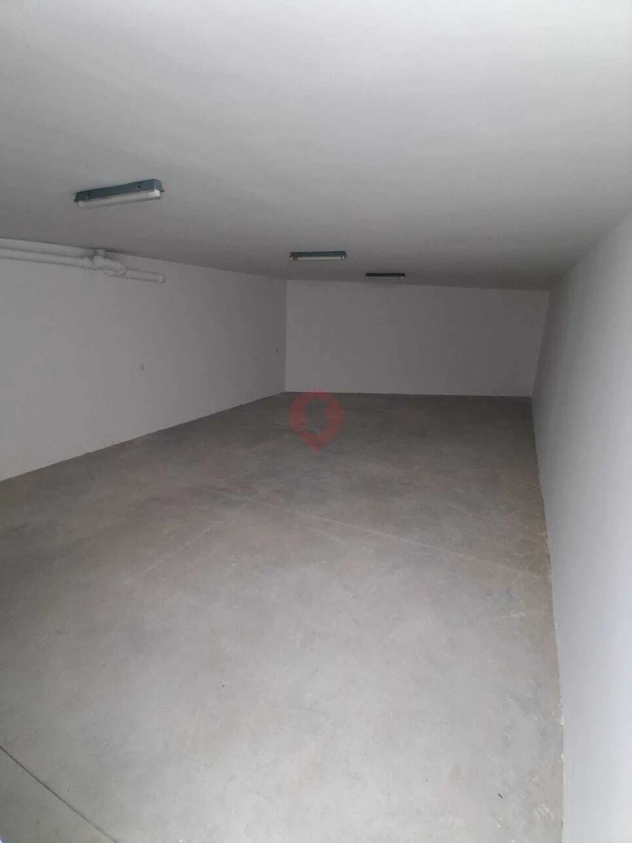 Loja para Arrendamento em Monção e Troviscoso Foto 5