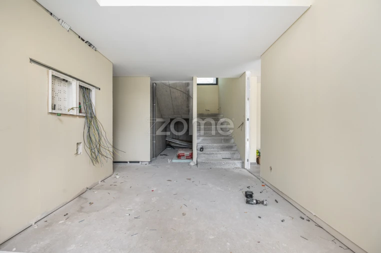 Moradia T4 para Venda em Castêlo da Maia Foto 9