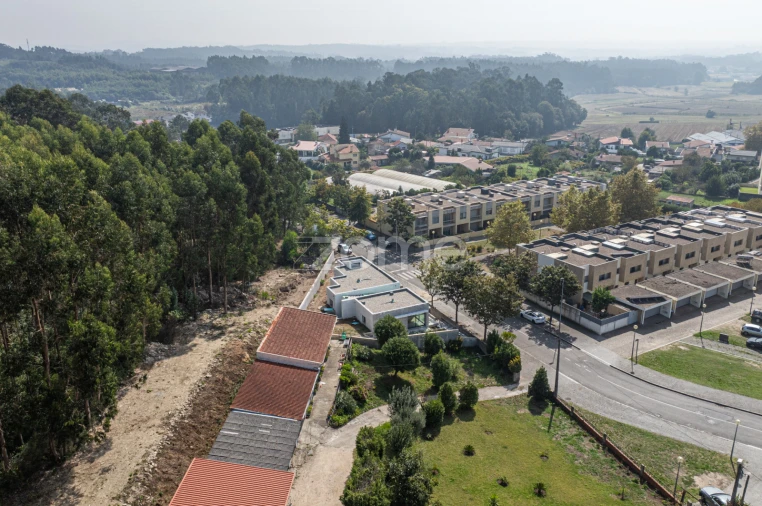 Moradia T4 para Venda em Castêlo da Maia Foto 55