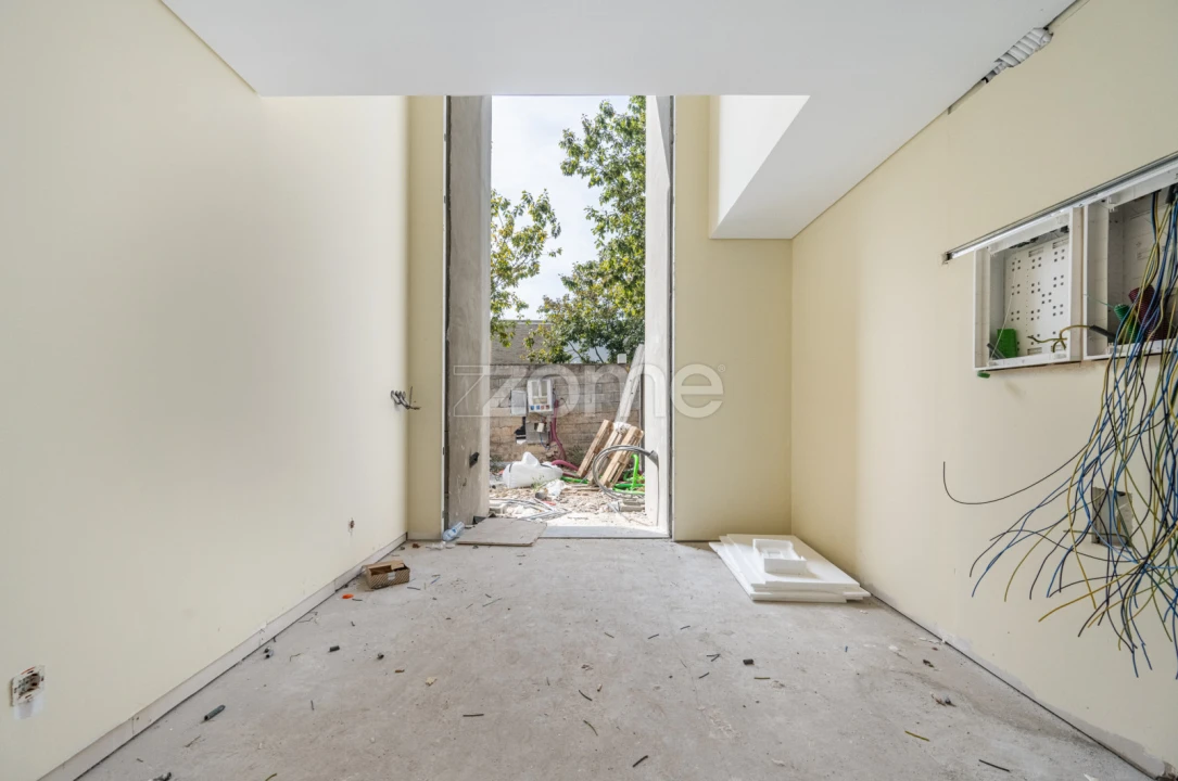 Moradia T4 para Venda em Castêlo da Maia Foto 11