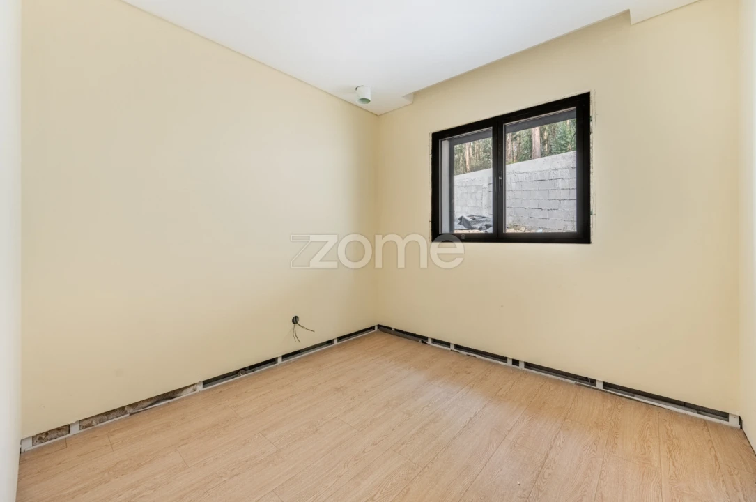 Moradia T4 para Venda em Castêlo da Maia Foto 34