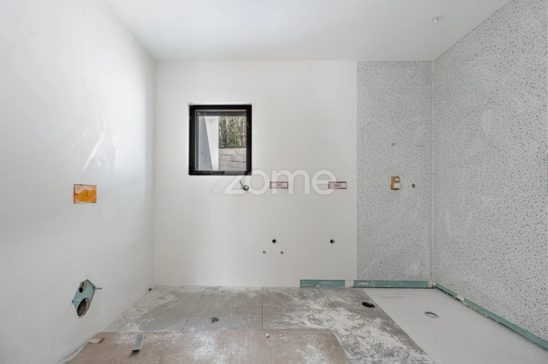 Moradia T4 para Venda em Castêlo da Maia Foto 37