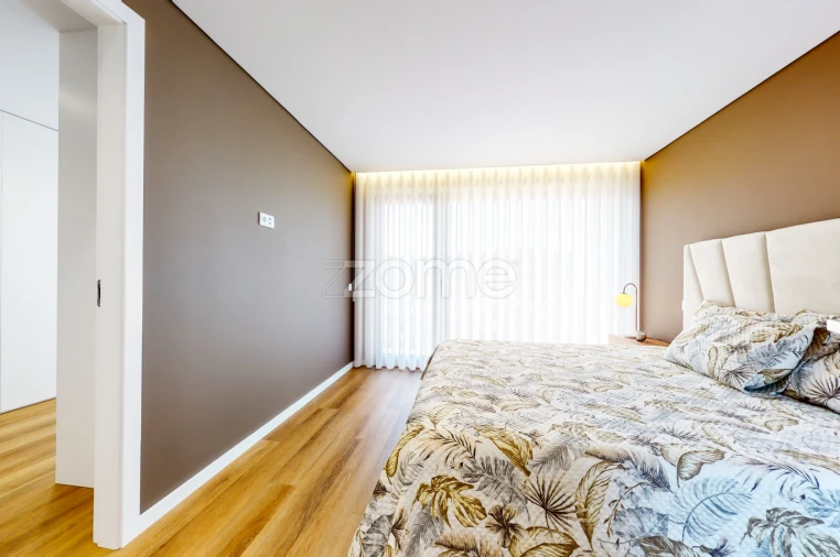 Moradia T3 para Venda em Vale (São Cosme), Telhado e Portela Foto 13