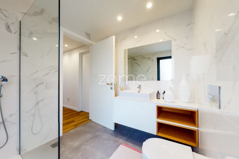 Moradia T3 para Venda em Vale (São Cosme), Telhado e Portela Foto 31