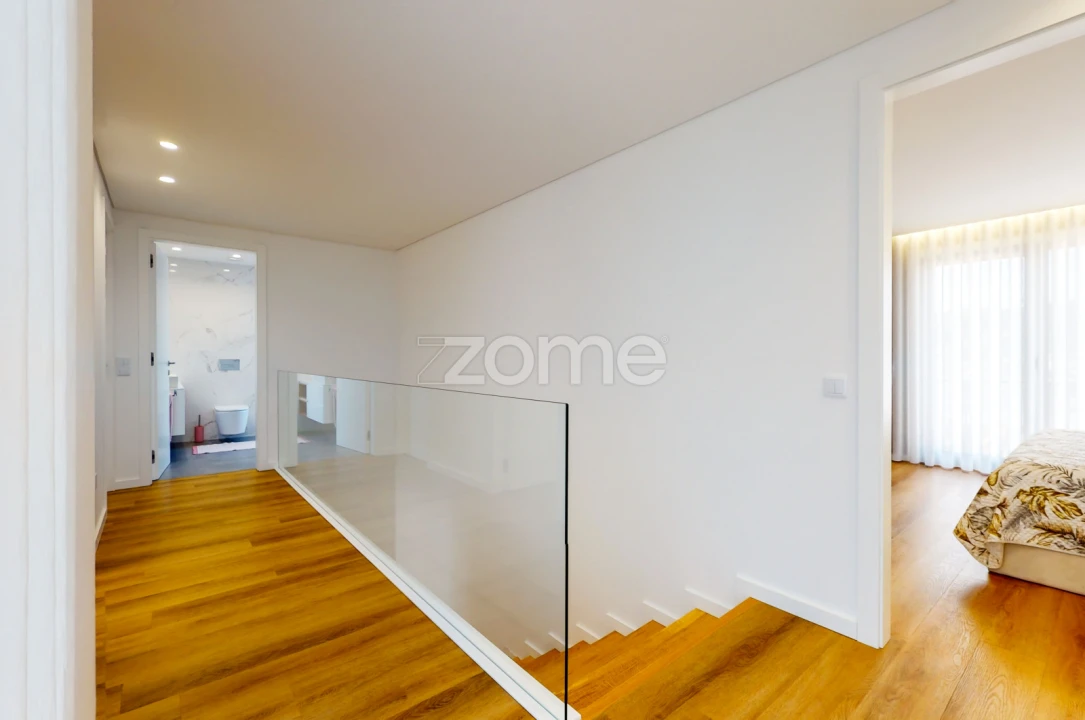 Moradia T3 para Venda em Vale (São Cosme), Telhado e Portela Foto 25