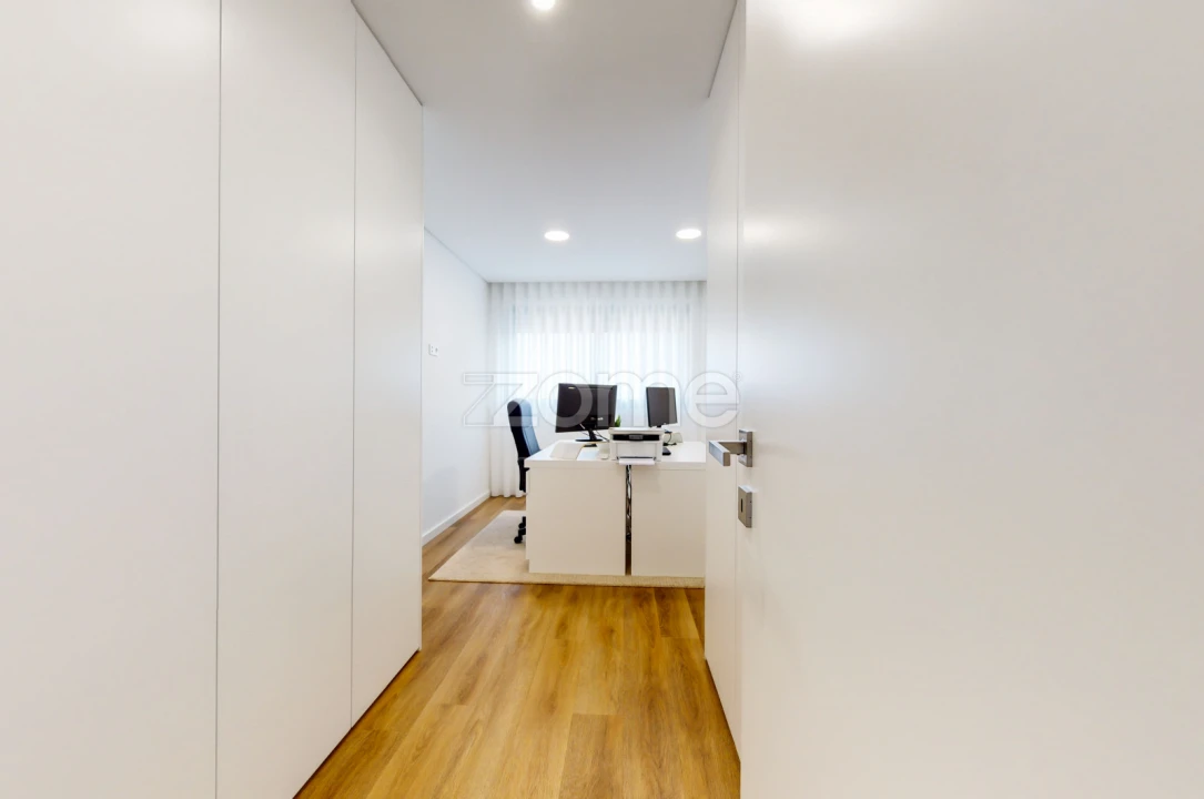 Moradia T3 para Venda em Vale (São Cosme), Telhado e Portela Foto 26