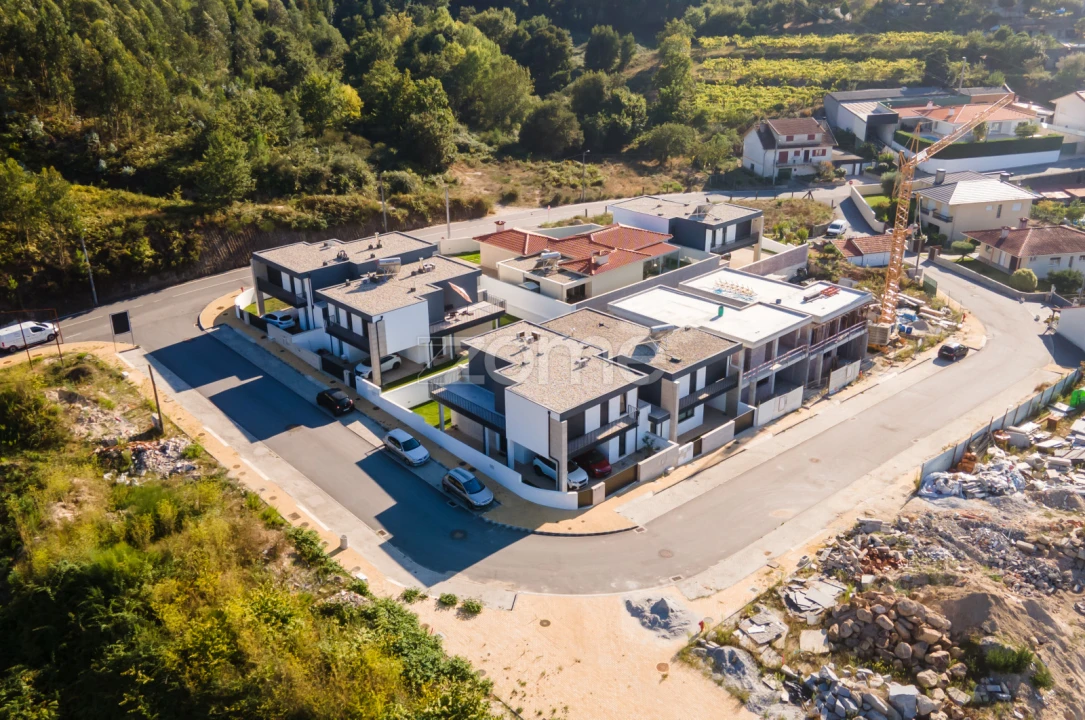 Moradia T3 para Venda em Vale (São Cosme), Telhado e Portela Foto 33