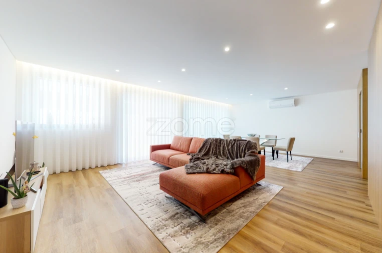 Moradia T3 para Venda em Vale (São Cosme), Telhado e Portela Foto 14