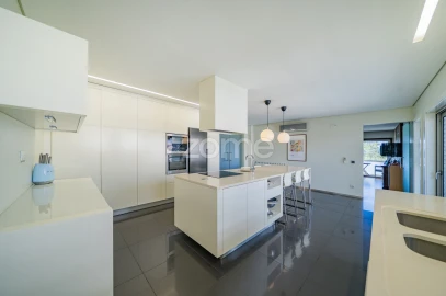 Moradia T4 para Venda em Palmeira