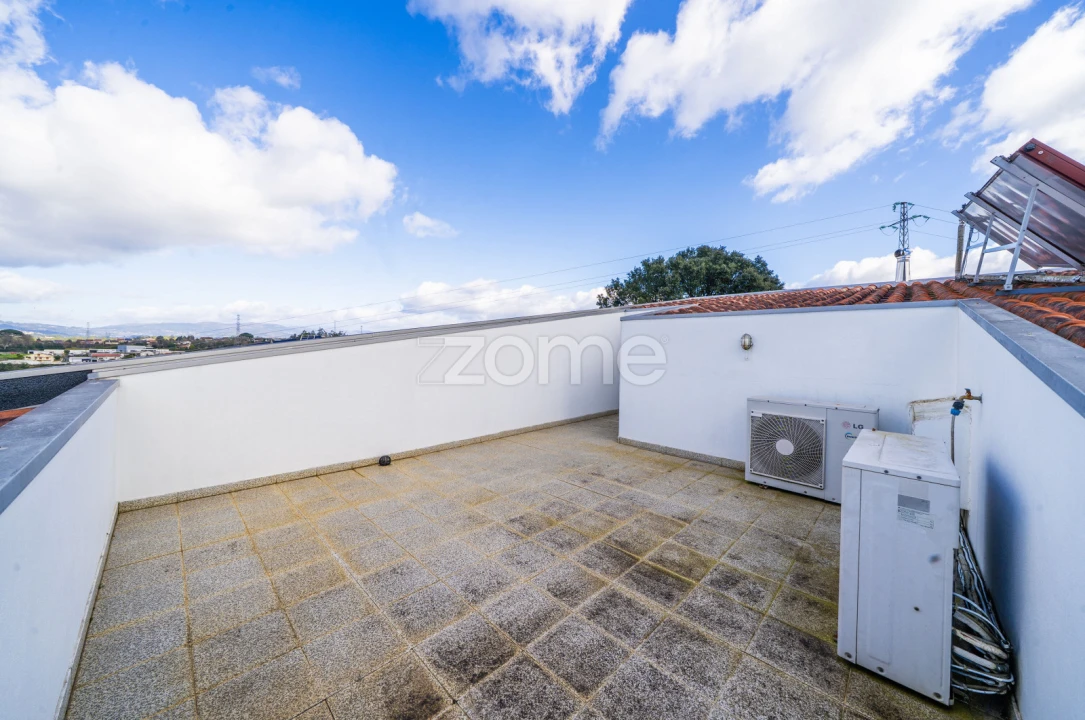 Moradia T4 para Venda em Palmeira Foto 58