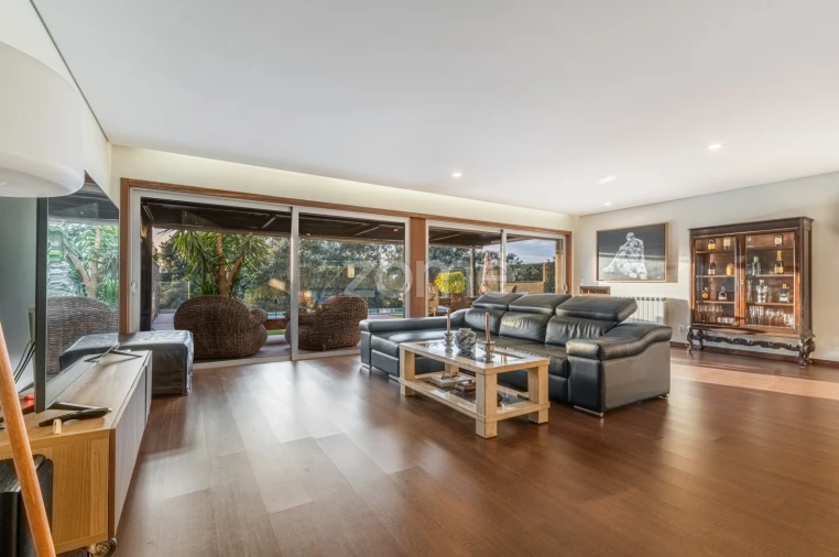 Moradia T4 para Venda em Palmeira Foto 14