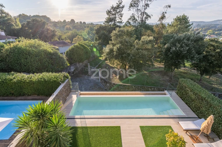 Moradia T4 para Venda em Palmeira Foto 18