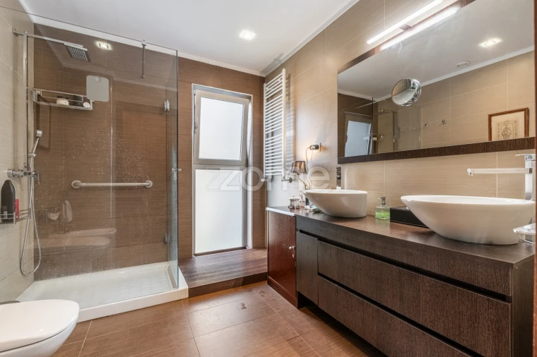 Moradia T4 para Venda em Palmeira Foto 25