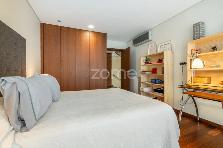 Moradia T4 para Venda em Palmeira Foto 27