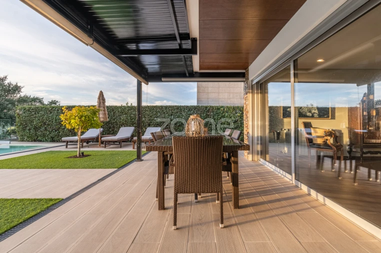 Moradia T4 para Venda em Palmeira Foto 15