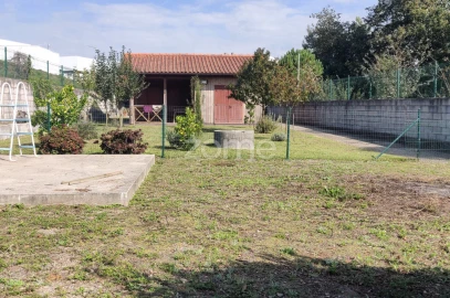 Terreno para Venda em Castêlo da Maia