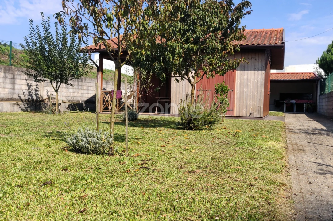 Terreno para Venda em Castêlo da Maia Foto 14