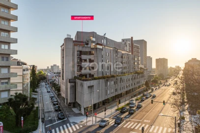 Apartamento T3 para Venda em Lordelo do Ouro e Massarelos