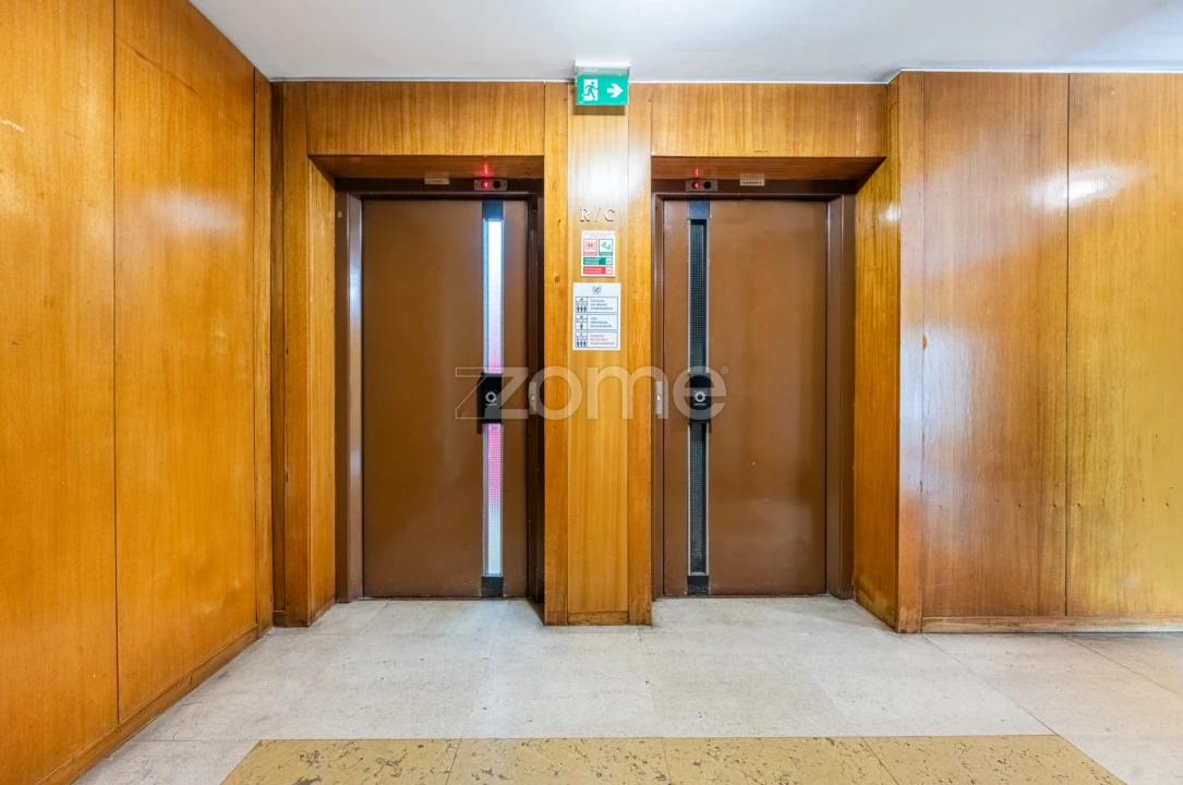 Apartamento T3 para Venda em Lordelo do Ouro e Massarelos Foto 9