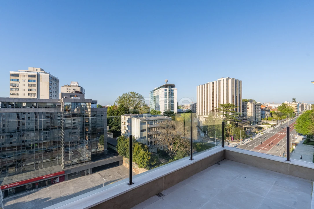 Apartamento T3 para Venda em Lordelo do Ouro e Massarelos Foto 38