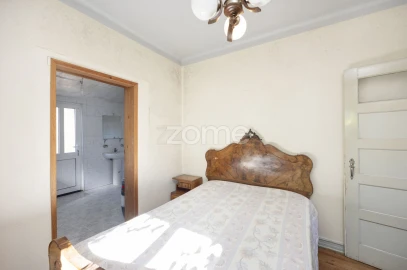 Moradia T4 para Venda em Santiago e São Simão de Litém e Albergaria dos Doze