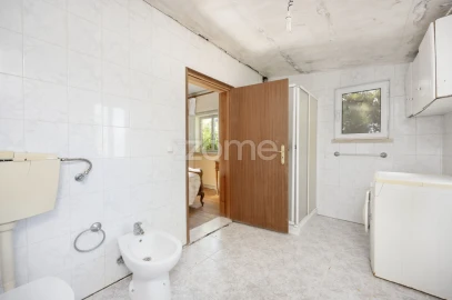 Moradia T4 para Venda em Santiago e São Simão de Litém e Albergaria dos Doze