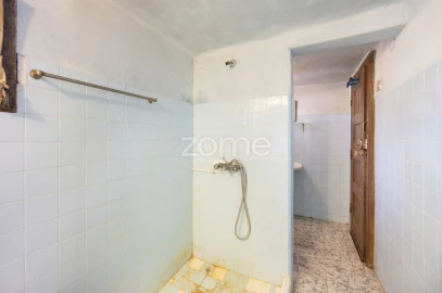 Moradia T4 para Venda em Santiago e São Simão de Litém e Albergaria dos Doze