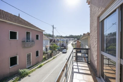 Moradia T4 para Venda em Santiago e São Simão de Litém e Albergaria dos Doze