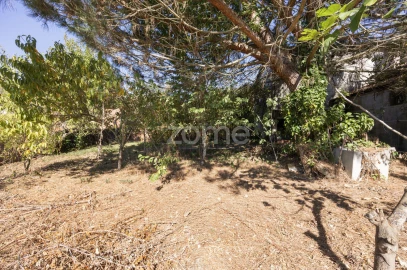 Moradia T4 para Venda em Santiago e São Simão de Litém e Albergaria dos Doze