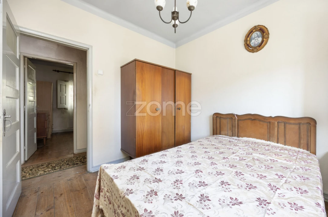 Moradia T4 para Venda em Santiago e São Simão de Litém e Albergaria dos Doze Foto 4