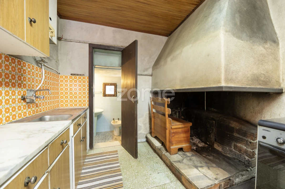 Moradia T4 para Venda em Santiago e São Simão de Litém e Albergaria dos Doze Foto 20