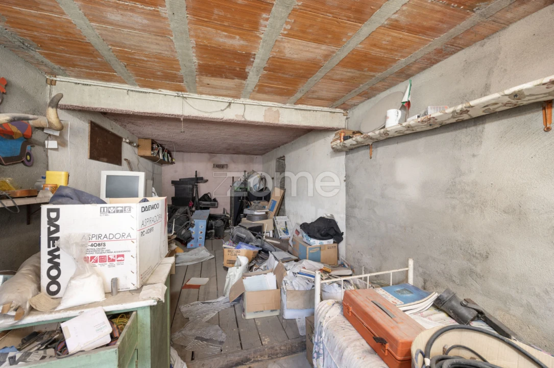 Moradia T4 para Venda em Santiago e São Simão de Litém e Albergaria dos Doze Foto 31