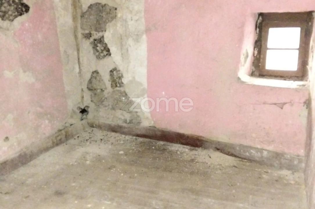 Moradia T2 para Venda em Fornos de Algodres Foto 12