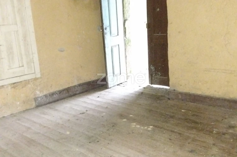 Moradia T2 para Venda em Fornos de Algodres Foto 9